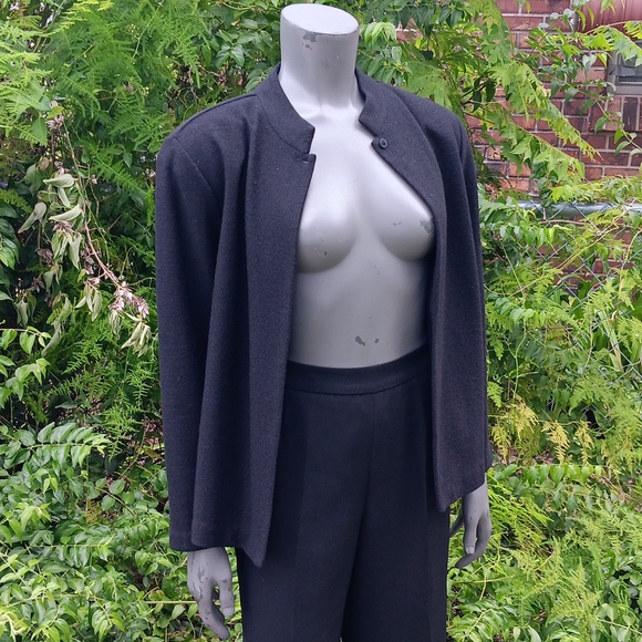 EILEEN FISHER (USA) LADIES PURE WOOL BLACK (1) BUTTON CLOSURE SWEATER-JACKET - Picture 12 of 17